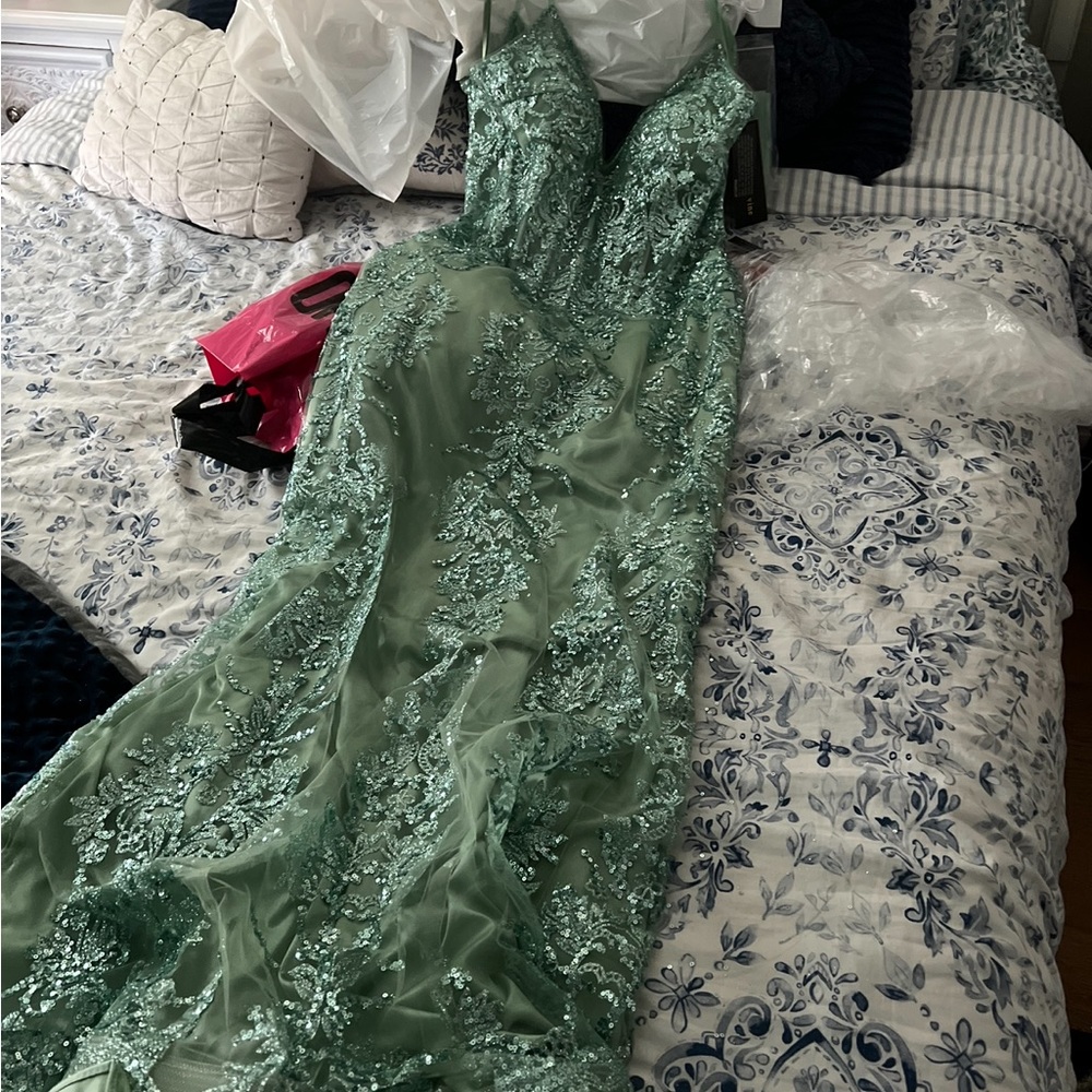 Brand new lab formal event dress